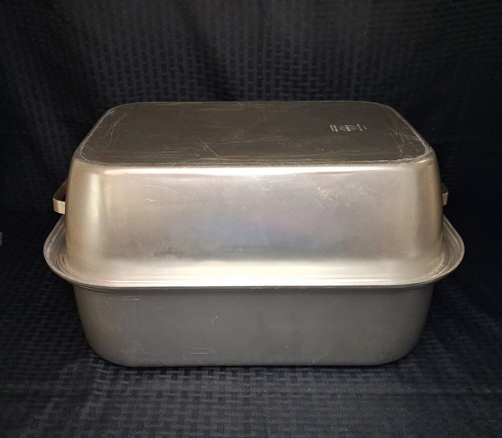 Vintage Wear Ever Aluminum Roaster Pan 825 And Vented Cover 818 Set